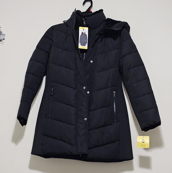 Andrew Marc - Picture 5 of 7